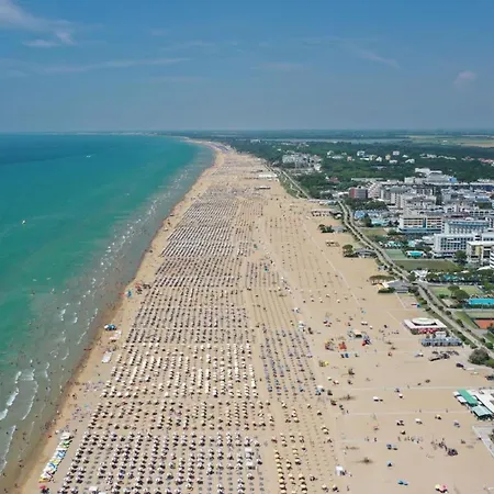 Flat 100m From The With Sunny Terrace Appartamento *