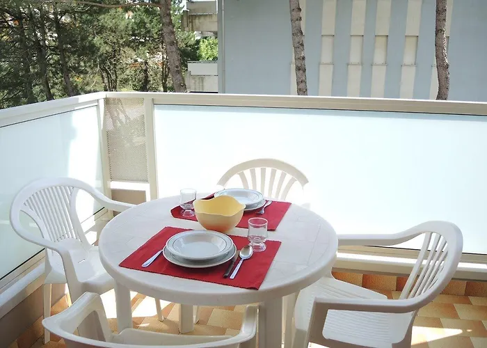 Flat 100mt From The With Sunny Balcony Апартаменти *