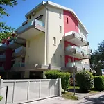 Flat 100mt From The With Sunny Balcony Апартаменти *
