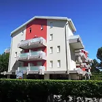 Flat 100mt From The With Sunny Balcony Апартаменти *