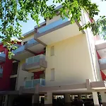 Flat 100mt From The With Sunny Balcony Бібіоне