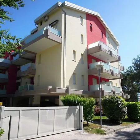Flat 100 M From The With Sunny Balcony Апартаменти *