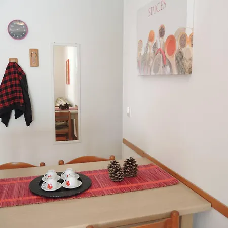 Apartment Flat 100mt From The With Sunny Balcony *