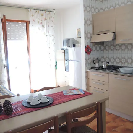 公寓 Flat 100 M From The With Sunny Balcony *
