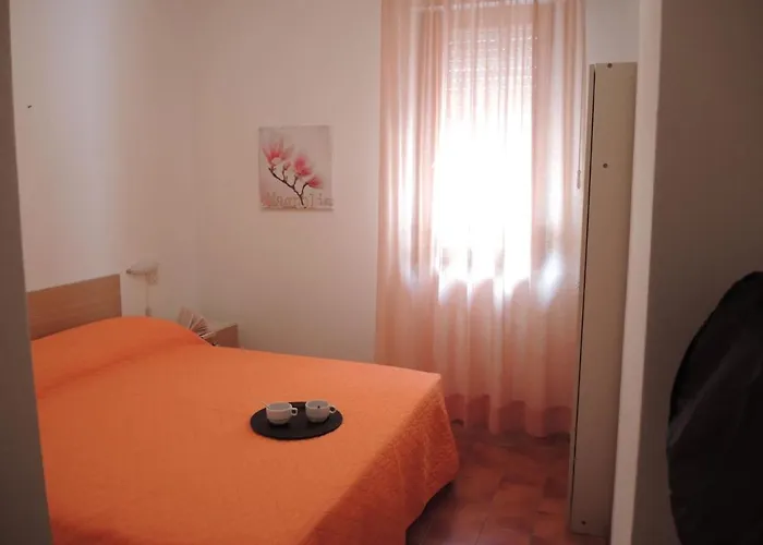 Flat 100mt From The With Sunny Balcony Appartamento Bibione