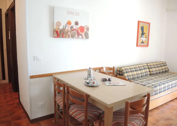 Flat 100mt From The With Sunny Balcony Appartamento *